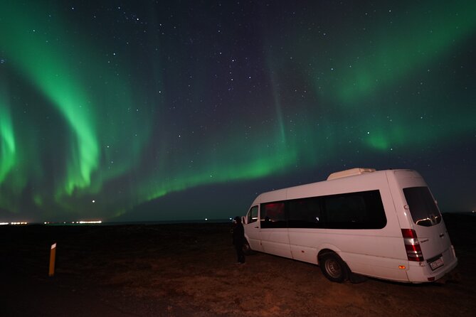 #1 Northern Lights Tour In Iceland from Reykjavik with PRO photos - Guide quality makes a major difference