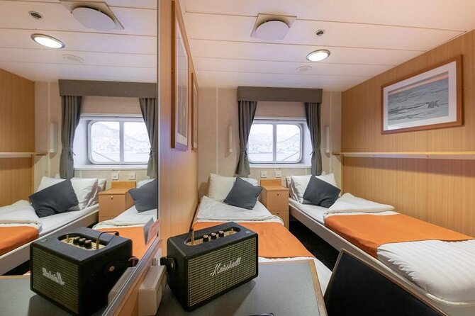 24hr Northern Lights & Whale Watching Cruise - Morning around Skjervøya and the whale search