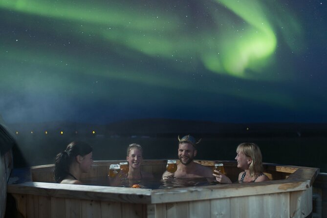 4 Day Northern Lights Adventure - Ice Caves & 4x4 Super Jeeps - The four details that make this Iceland tour different