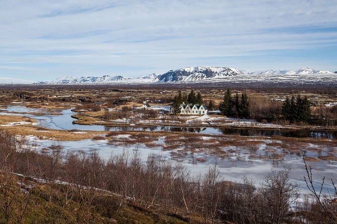5-Day Northern Lights Hunt & Glacier Lagoon Tour - Reynisfjara and two famous waterfalls