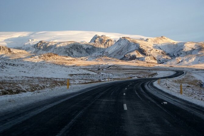 5-Days Land of Northern Lights Tour from Reykjavík - Day two: Reykjanes volcanic ground and the Blue Lagoon