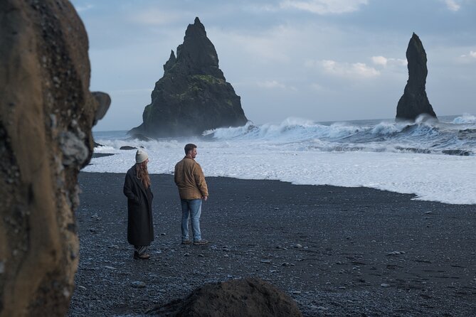 6-day Ultimate Iceland Tour: Photography and Northern Lights - Day 3: Snæfellsnes brings seals, folklore, and black shorelines