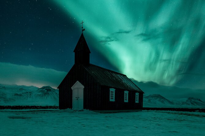 7-Day Self-Drive Private Tour Northern Lights Adventure - Iceland South & West - Why this seven-day route works