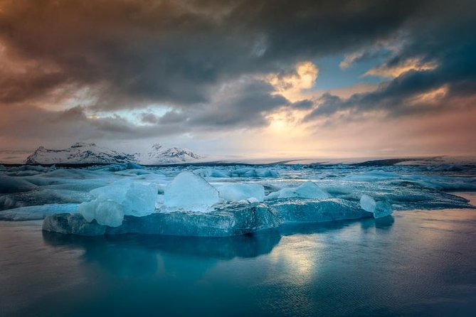 8-Days Northern Lights Exploration Small Group Tour from Reykjavík - Reykjavík gives you a gentle start