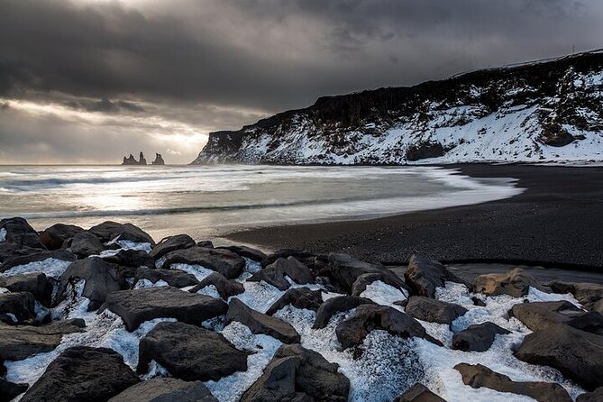 8-Days Northern Lights Exploration Small Group Tour from Reykjavík - Seljalandsfoss and the Blue Lagoon finish in style