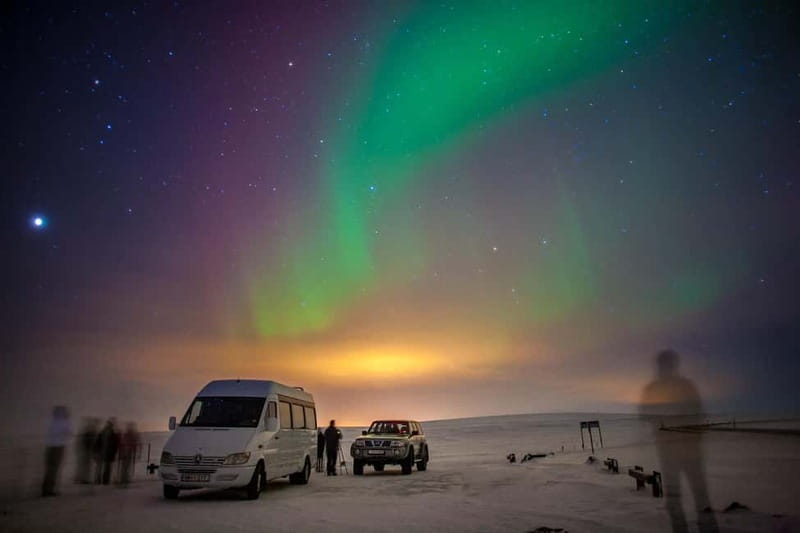 Akureyri: Northern Lights Hunt with Forest Lagoon Entry - Why this Akureyri evening works so well