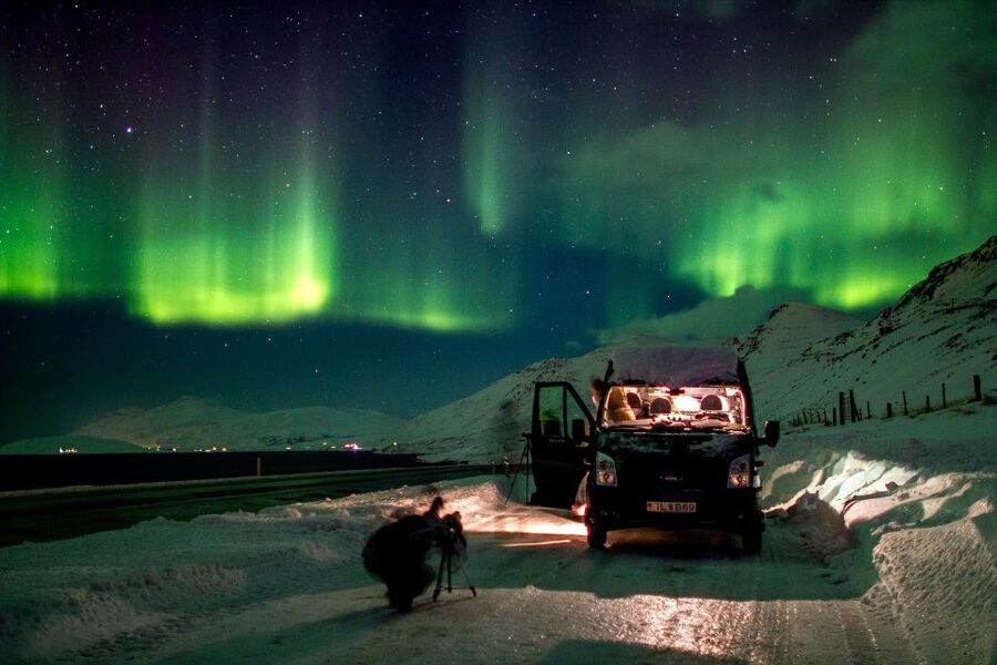 Akureyri: Northern Lights Photography Tour - Waiting beneath the Arctic night