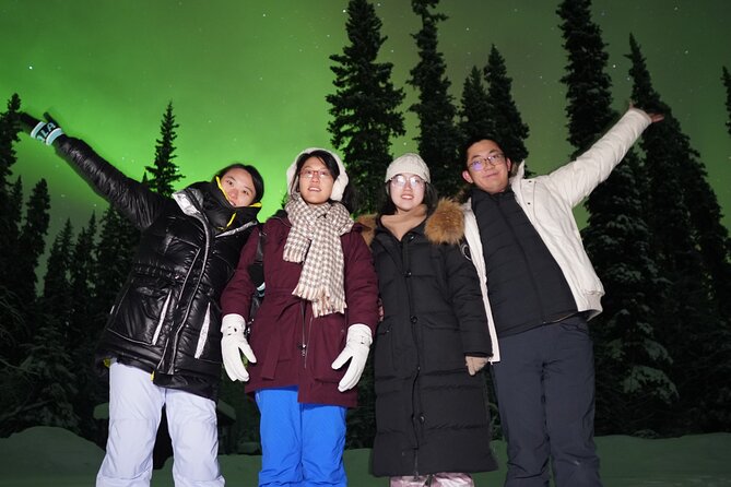 Amazing Aurora Chasing Experience. - Moving between viewing spots around Fairbanks