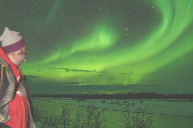 Amazing Aurora Chasing Experience. - Bonfire, coffee, tea, and waiting time