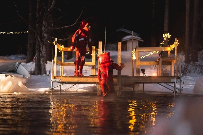 Aurora Arctic Ice Floating in Rovaniemi, Small-group - Chasing the Northern Lights from the water