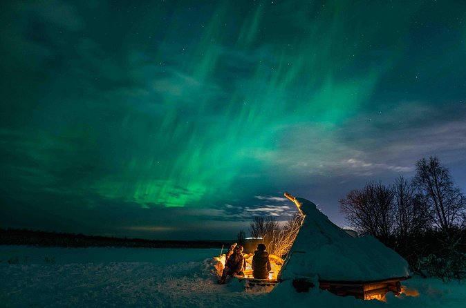 Aurora Borealis Snowshoeing Adventure by Night from Rovaniemi - The guide can shape the whole evening