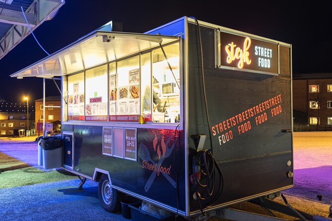Aurora Borealis Tour in Kiruna - Lapland with Stejk Street Food - Stejk Street Food: a warm and tasty opening