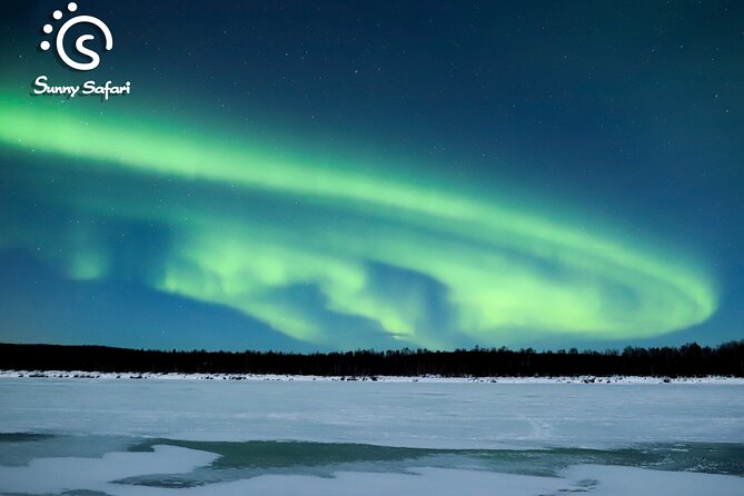 Aurora Borealis Trip in Lapland Lakeside - Arriving at the lakeside observation point