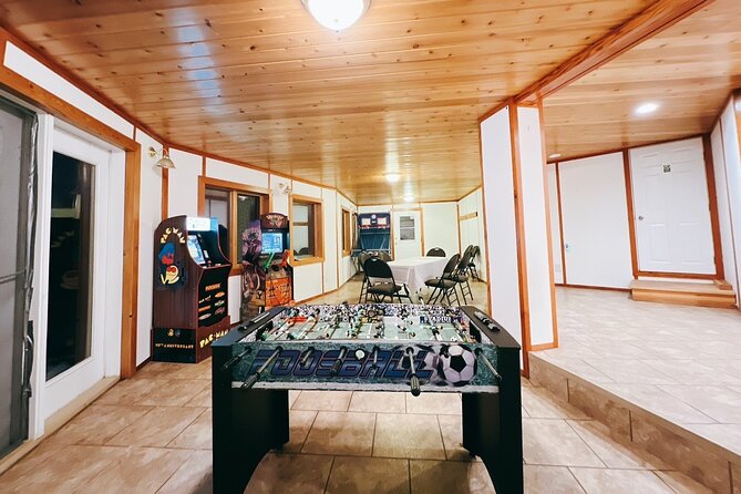 Aurora Chasing + Aurora Lodge - The guides and the free photographs