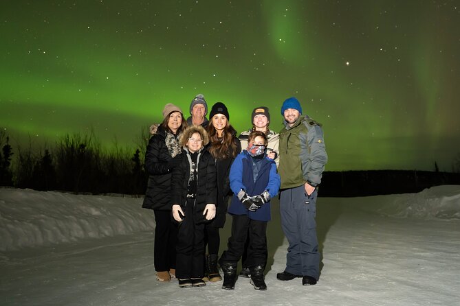 Aurora Chasing Tour With Free Photography Service - Group Size And The Guide’s Role