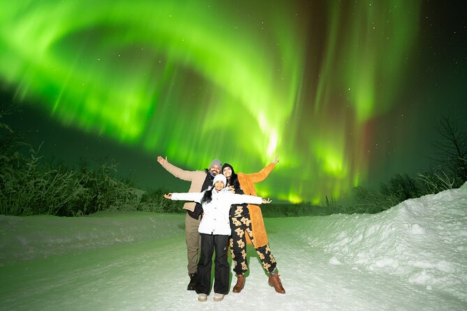 Aurora Chasing Tour With Free Photography Service - Why Hotel Pickup Makes This Easier
