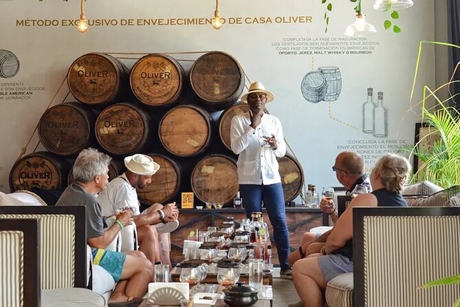Aurora Cigar & Rum Sensory Tasting and Pairing in Punta Cana - Pairing the rum with Dominican cigars