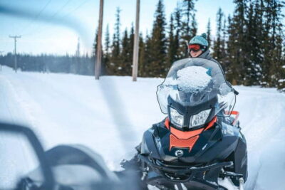 Aurora Hunt on Snowmobile – small groups