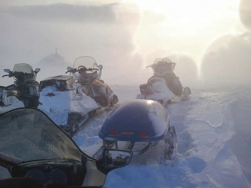 Aurora Hunt on Snowmobile - small groups - Timing, clothing, and physical demands