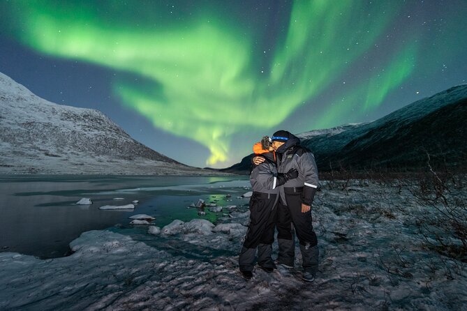 Aurora Hunt with the campfire and professional photographer - Thermal suits, clothing, and staying warm
