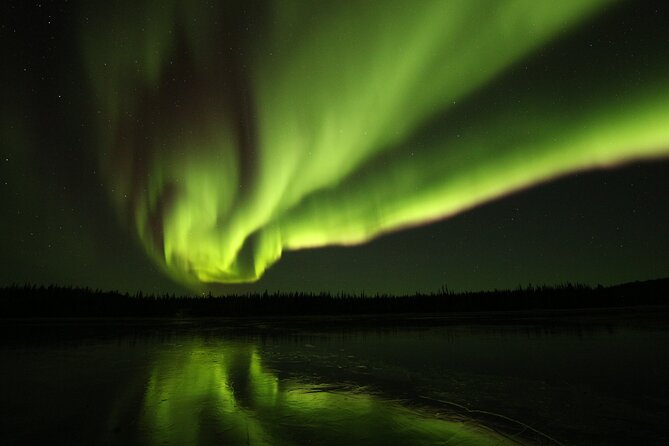 Aurora Hunting Tours - Why an aurora hunt works differently in Yellowknife
