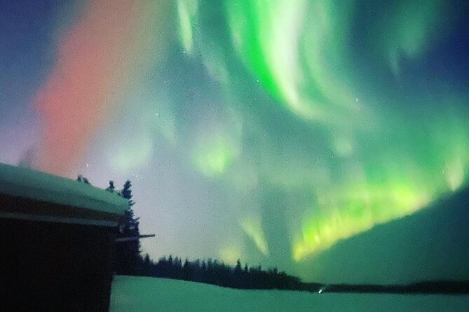 "Aurora Ice" - Ice Fishing & Salmon Dinner Tour - Watching the Northern Lights From the Ice