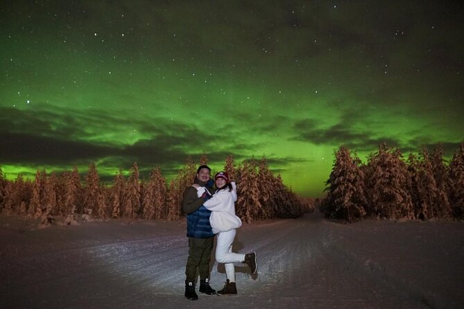 Aurora Photo Experience by Car from Saariselkä - Guide-taken photos are a real part of the value
