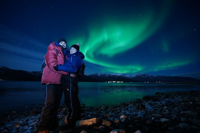 Aurora tour with free portrait and bonfire - What happens at the Tromsø meeting point