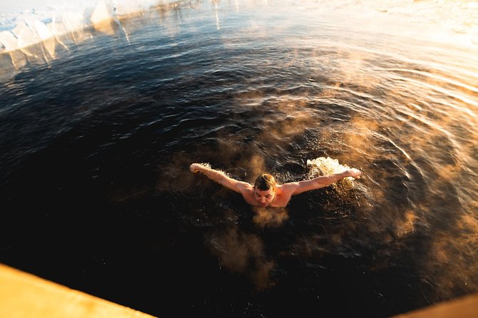 Best Of Lapland: Sauna, Ice swimming, Dinner & Northern Lights - When the Northern Lights Fit Into the Evening