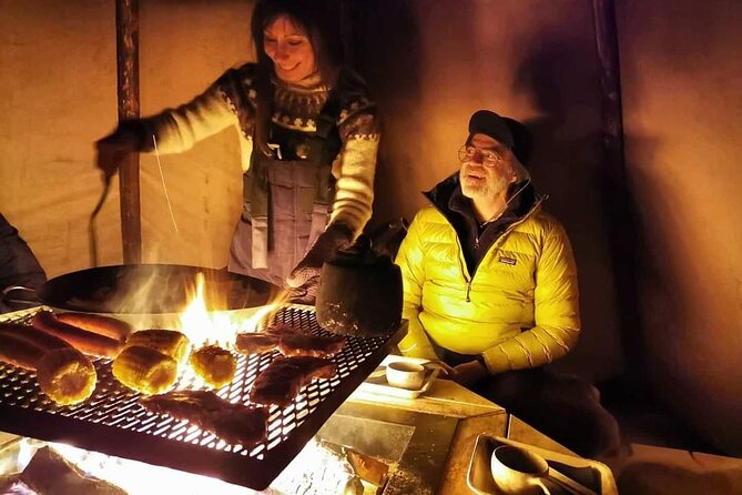 Enjoy the Aurora show on top of the mountain inc tipi dinner - Who will enjoy this five-hour outing most?