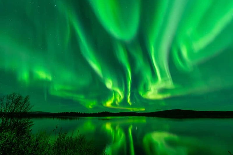 Experience the majestic Auroras Kiruna-Abisko & lodge dinner - Key points at a glance