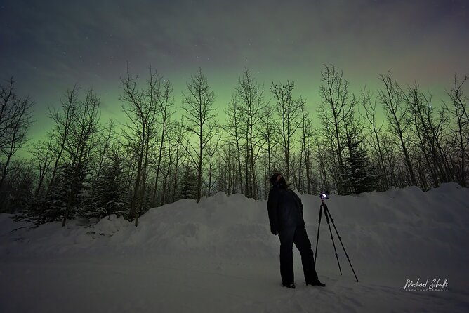 Face The Outdoors Northern Lights Tour Solo Traveler - Key points at a glance