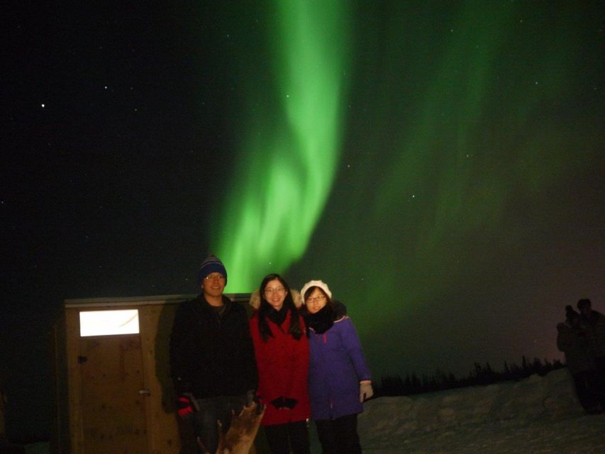 Fairbanks: Aurora Ice Fishing Tour - A six-hour evening built around ice fishing