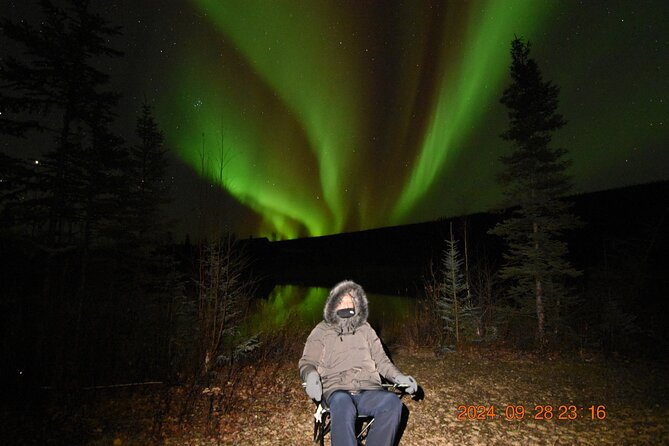 Fairbanks Northern Lights Adventure with free Aurora portraits - Starting at 9:00 p.m. in search of darker skies