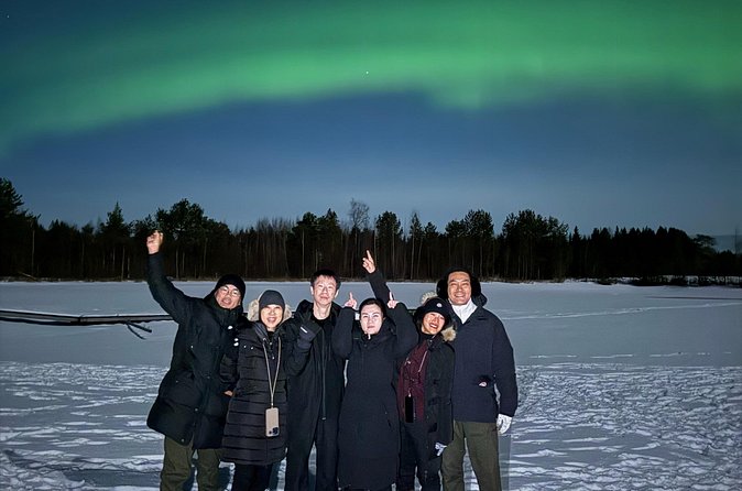 FAMILY FRIENDLY Aurora tour by minivan - Who will enjoy this Aurora outing most