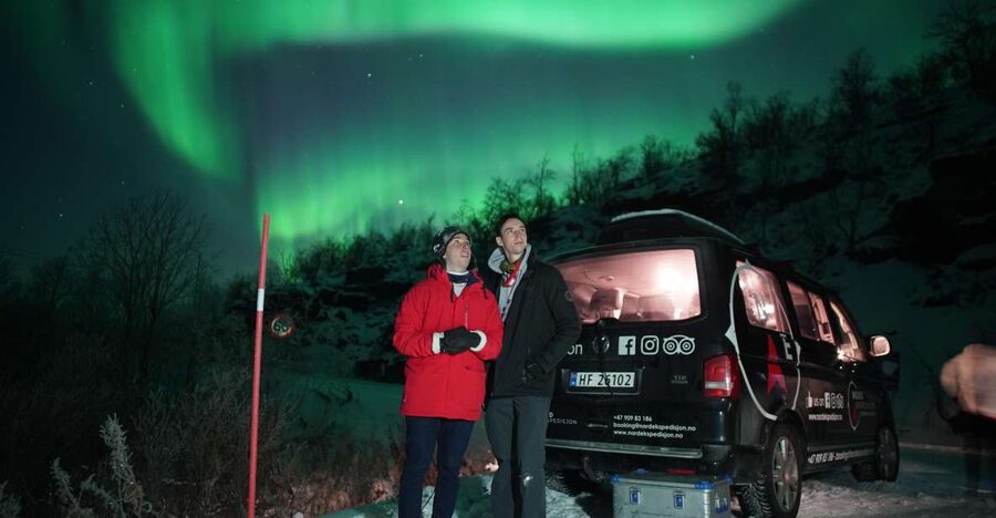From Alta: Nighttime Northern Lights Spotting Tour - Coffee, snacks, and simple camera help