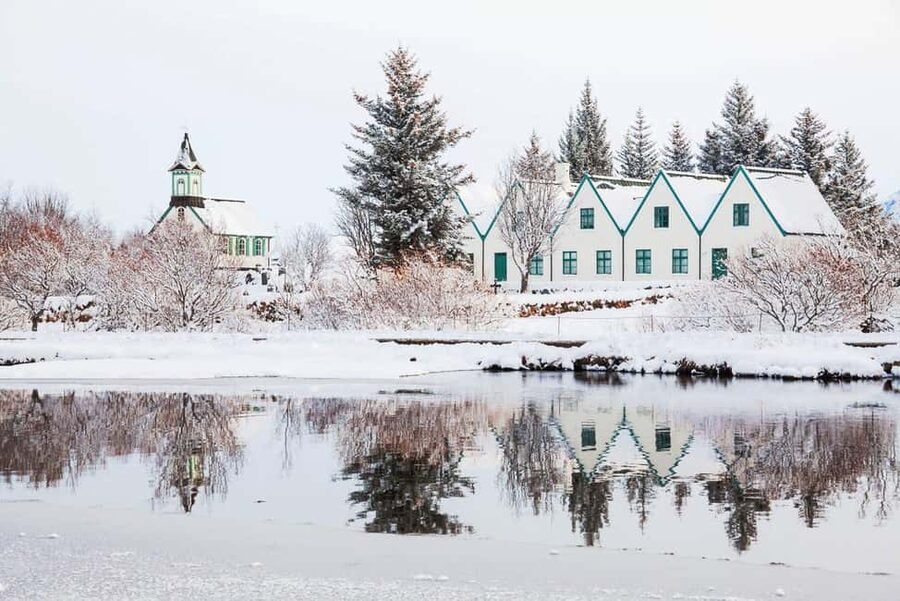 From Reykjavik: 3-Day Northern Lights Hunt & Glacier Lagoon - Why this three-day route works