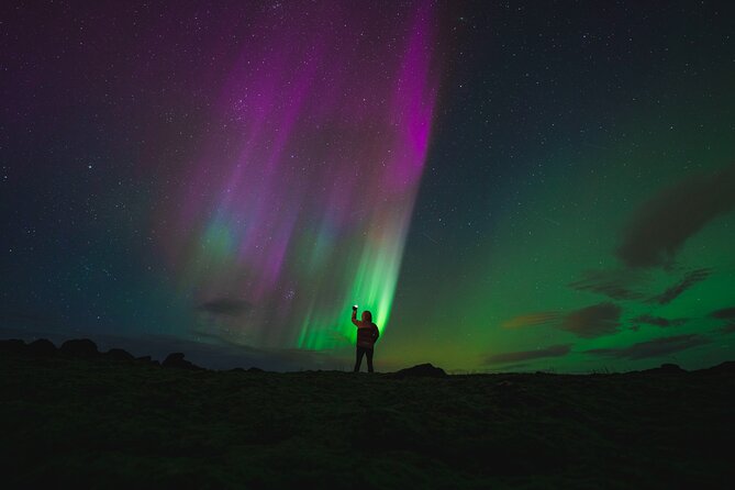 From Reykjavík: Evening Lava Tunnel Tour and Northern Lights Tour - How much time does the evening really take?