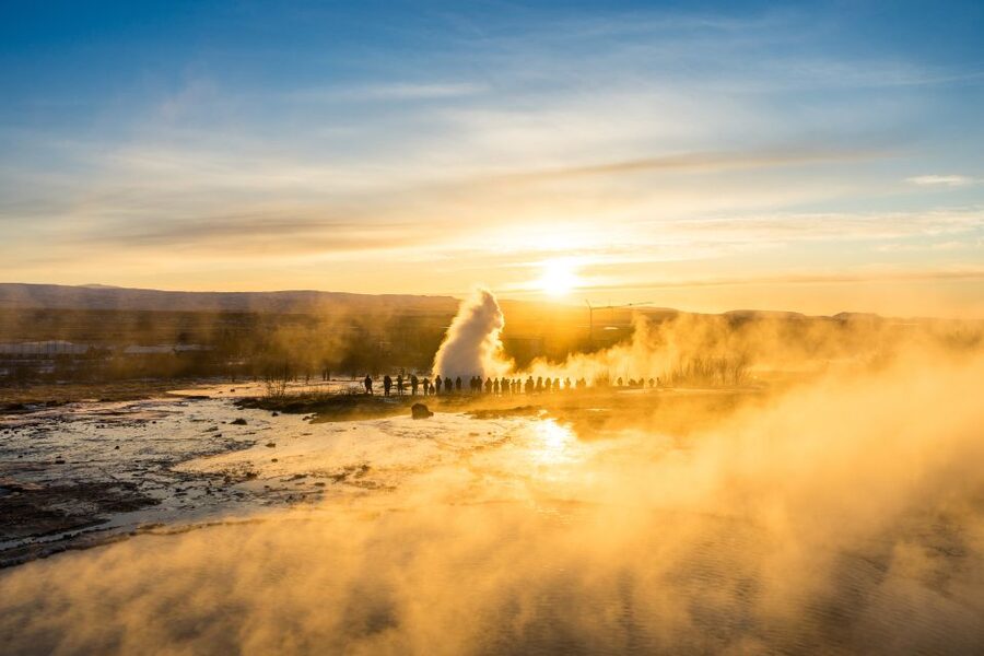From Reykjavík: Golden Circle & Northern Lights Combo - The Northern Lights Hunt: Beauty With No Promise