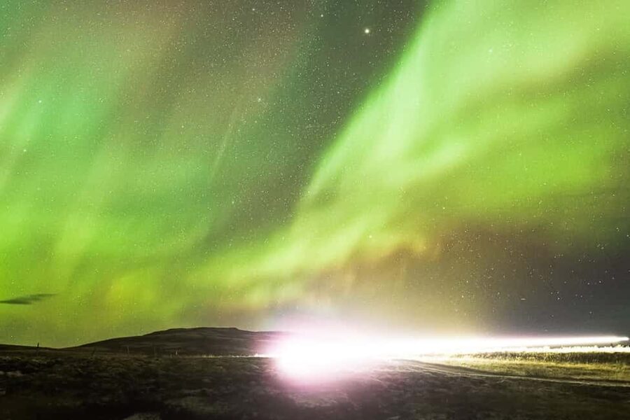 From Reykjavik: Northern Lights Bus Tour with Hot Cocoa - Hot cocoa and the cold factor