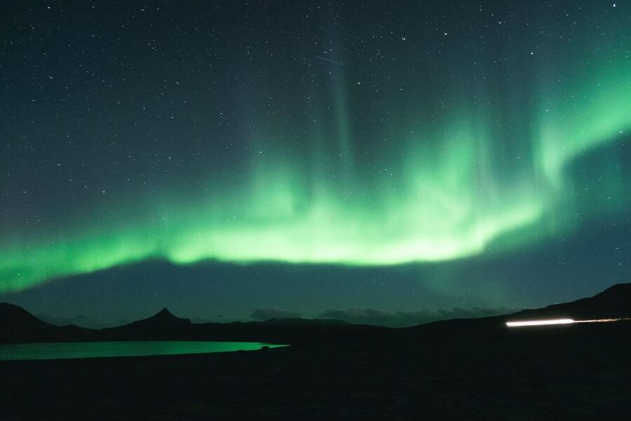 From Reykjavik: Northern Lights Sightseeing Cruise - Practical tips for a better night
