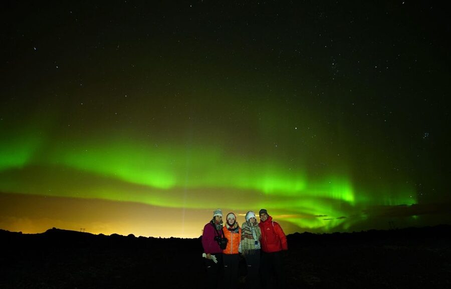 From Reykjavík: Northern Lights Super Jeep Tour - Your evening begins with a Reykjavík pickup