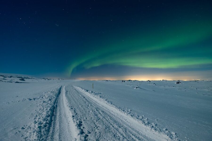 From Reykjavik: Northern Lights Tour with Lifetime Guarantee - Photography help, from phone settings to tripods