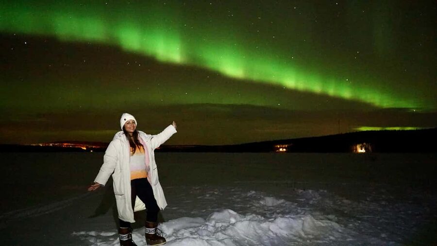 From Rovaniemi: Family-Friendly Northern Lights Tour - Leaving Rovaniemi for the snowy forests