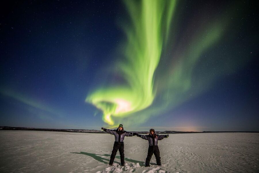 From Rovaniemi: Lakeside Aurora’s Paparazzi Photography - What this Rovaniemi aurora evening is really like
