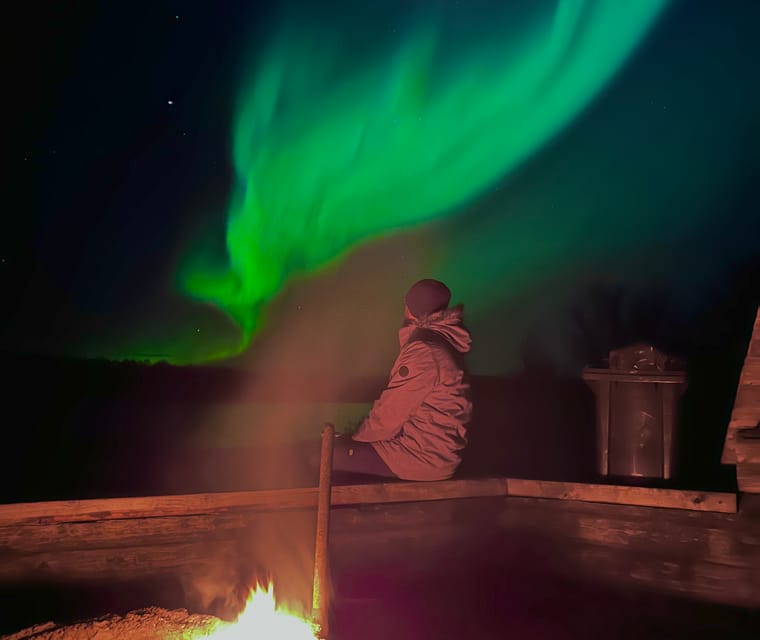 From Rovaniemi: Lapland Aurora Hunt with Barbeque - The private lake and frozen forest setting