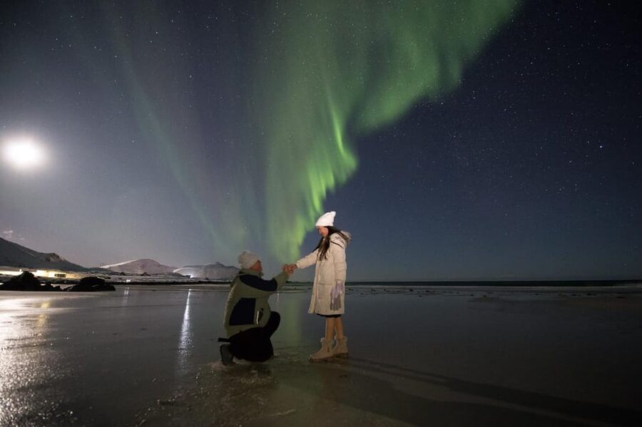 From Svolvaer: Northern Lights Private Tour - Booking, cancellation, and weather decisions