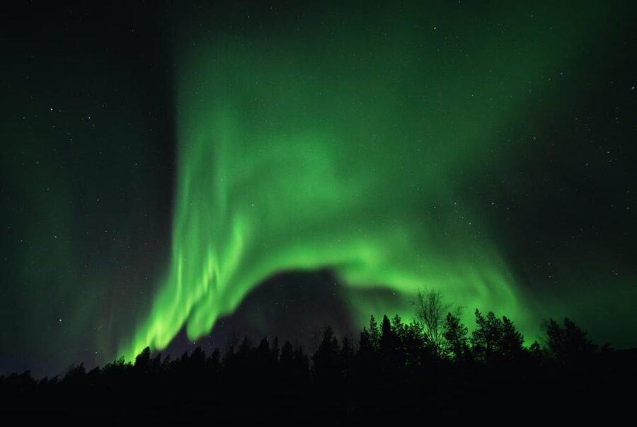 From Tromsø: Aurora Snowshoe Hike - Why this Tromsø night walk is different