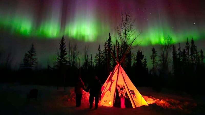 From Yellowknife: Aurora Borealis Tour with Cozy Cabin Base - How the Aurora watch works