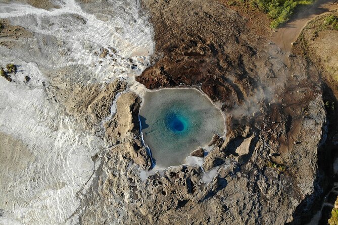 Golden Circle, Glacier & Northern Lights/Midnight sun / guided private tour - Is $2,170.50 per person good value?